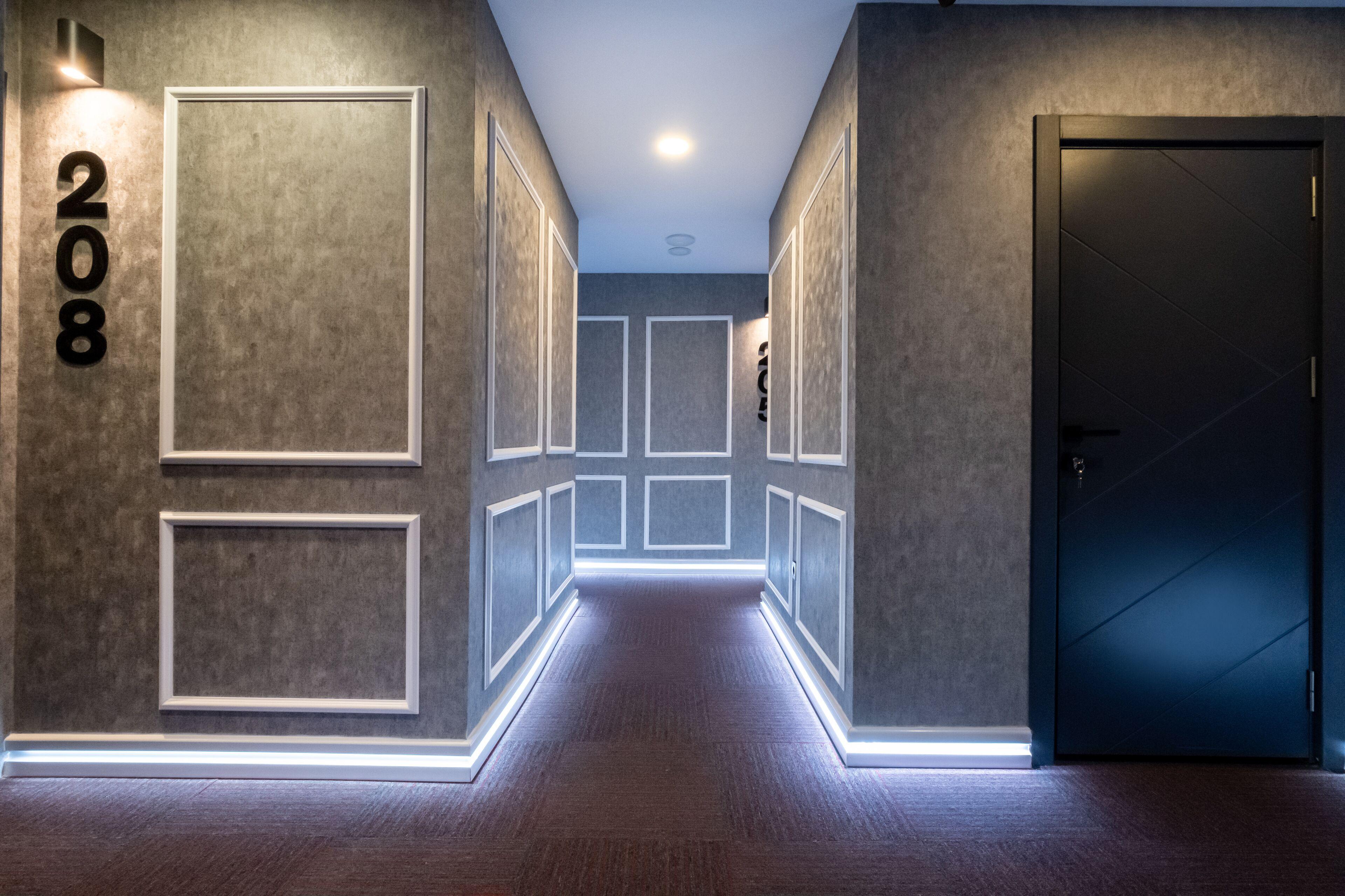 The Queen Hotel — Photos 2